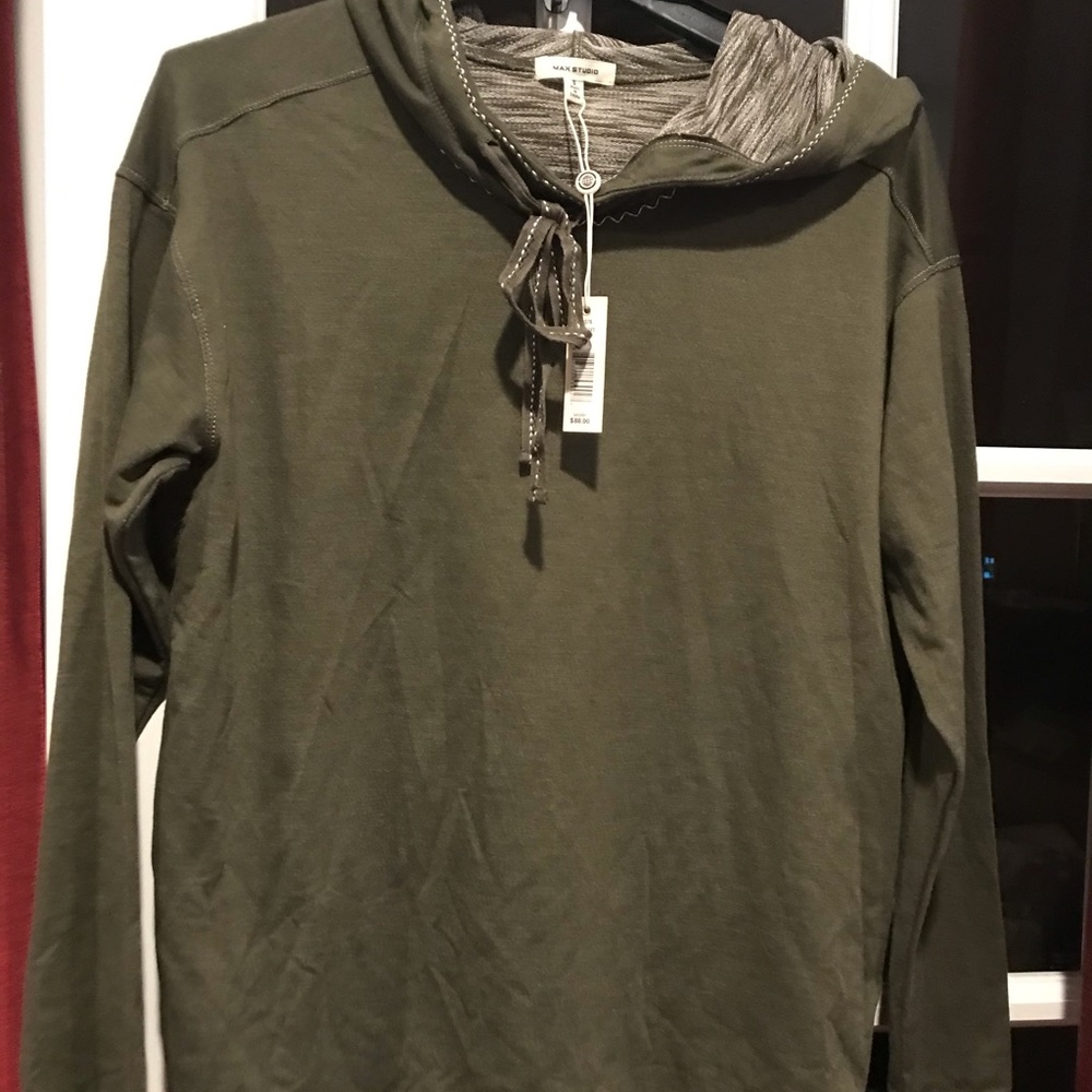 Max Studio hoodie